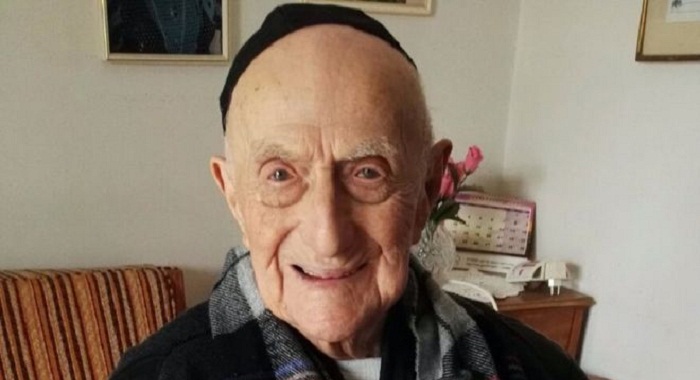 Auschwitz survivor is world`s oldest man - Guinness World Records
